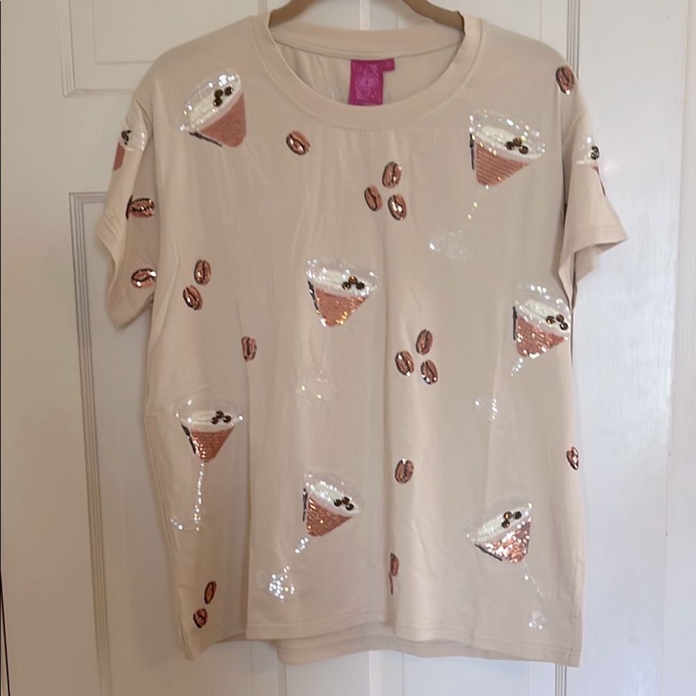 Queen of Sparked Scattered Espresso Martini Tee ~ Size Medium